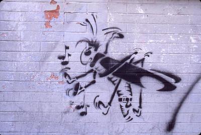 TNT. Paris, 1985.