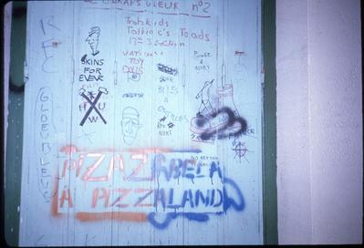 Auteurs inconnus. Paris, 1985.