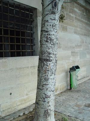 Auteurs inconnus. Paris, 2004.