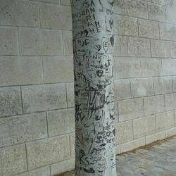 Auteurs inconnus. Paris, 2004.