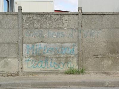 Auteurs inconnus. Villeneuve-Saint-Georges, 2005.