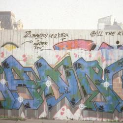 Bando. Paris, 1984.