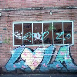Bando. Paris, 1986.