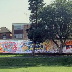 Spray, Won, Stich, Sly, Spy. Farnborough, Angleterre, 1985. 