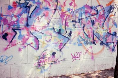 Bando. Paris, 1985. 