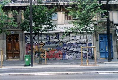 Xoer, Wean, Moze, Agaz. Paris, 2005.