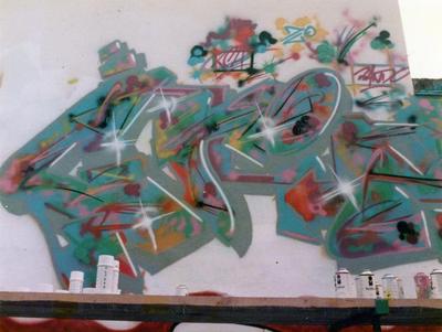 Bando. Londres, 1985.
