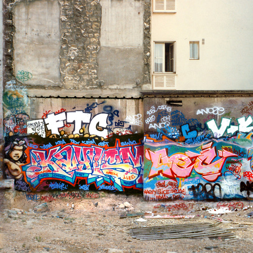 Creez, Vksé, Snik, FTC, Mode2, Nasty, Sero, Psy, Secret. Paris, 1992.