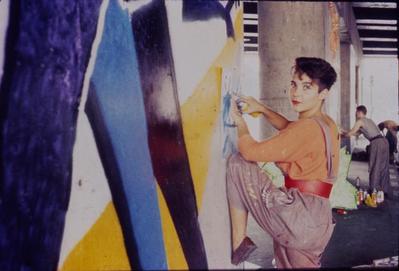 B2Fays. Paris, 1984.