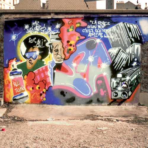 02 Doc. Paris, 1985.