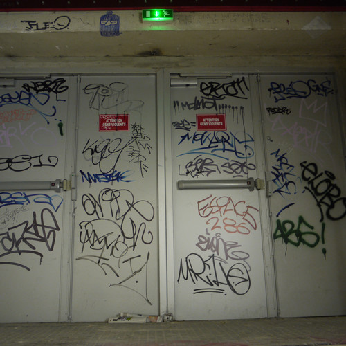 Lasco Project 1 / Terrains Vagues / Escalier 2 / Mur 2