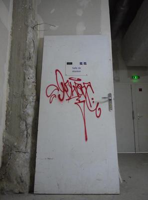 Lasco Project 1 / Vandalisme Invisible / Jaw