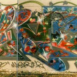 Bando. Paris, 1985.