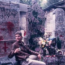Rassemblement au Père Lachaise. Paris, 1986.