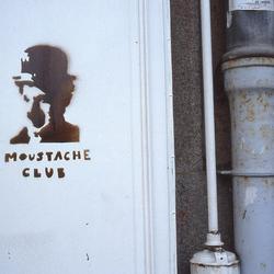 Moustache Club, Rennes, 1985.
