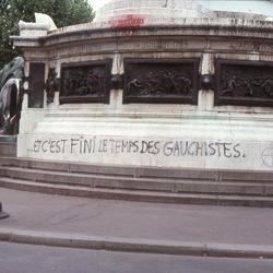 Auteur inconnu. Paris, 1988.
