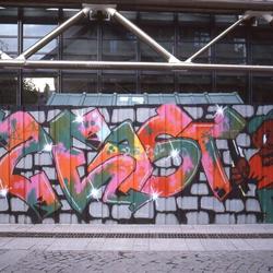 Bando. Paris, 1984.