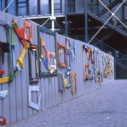 Auteurs inconnus. Paris, 1984.